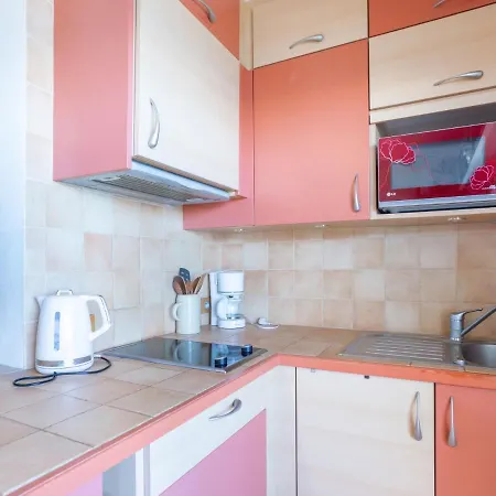 מלון Studio La Galiote-1 By Interhome